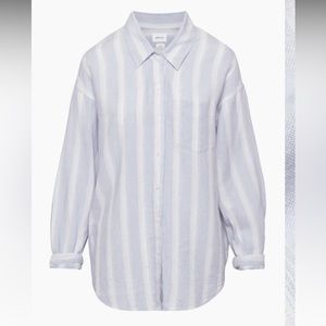 {Aritzia} Relaxed Linen Shirt.